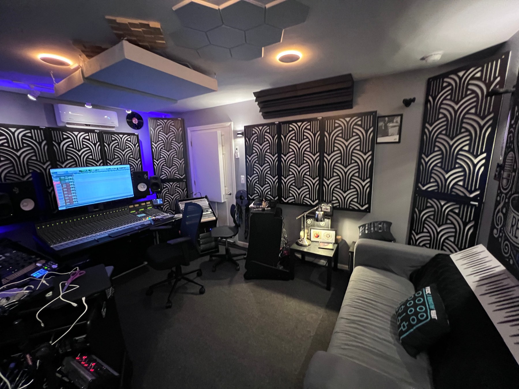 Recording studio control room in Connecticut at Vibe Vault Studios